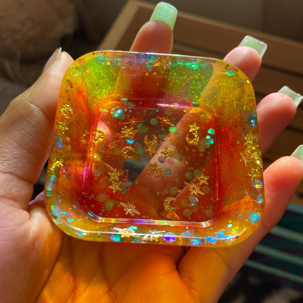Square shaped ring and jewelry holder🧡